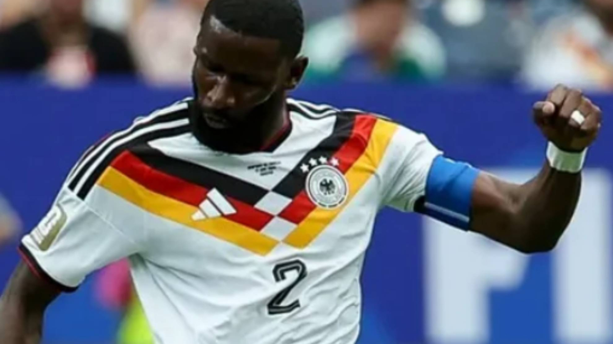 Rüdiger: "Me hace muchísima ilusión estar por fin a las órdenes de Mourinho"
