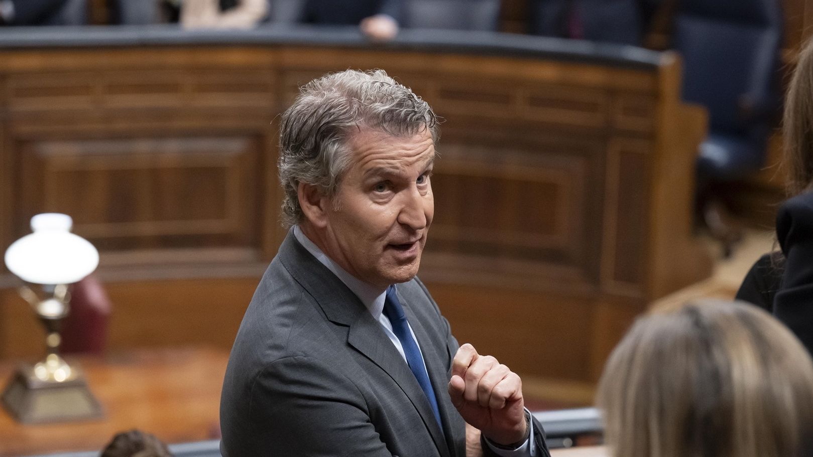 El PP reclama al PSOE que suspenda a Zapatero de militancia tras negarse a contestar al juez por las joyas