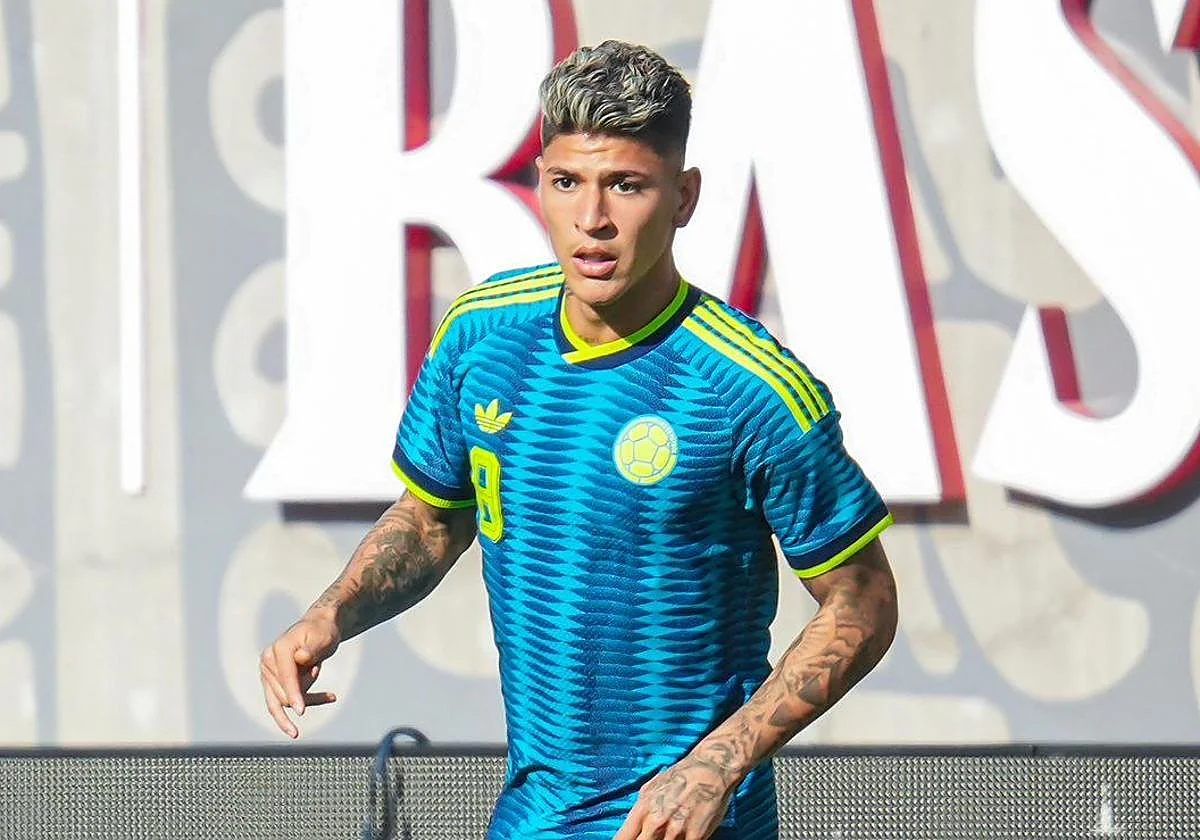 Vídeo resumen y goles del Uzbekistán-Colombia (1-3)