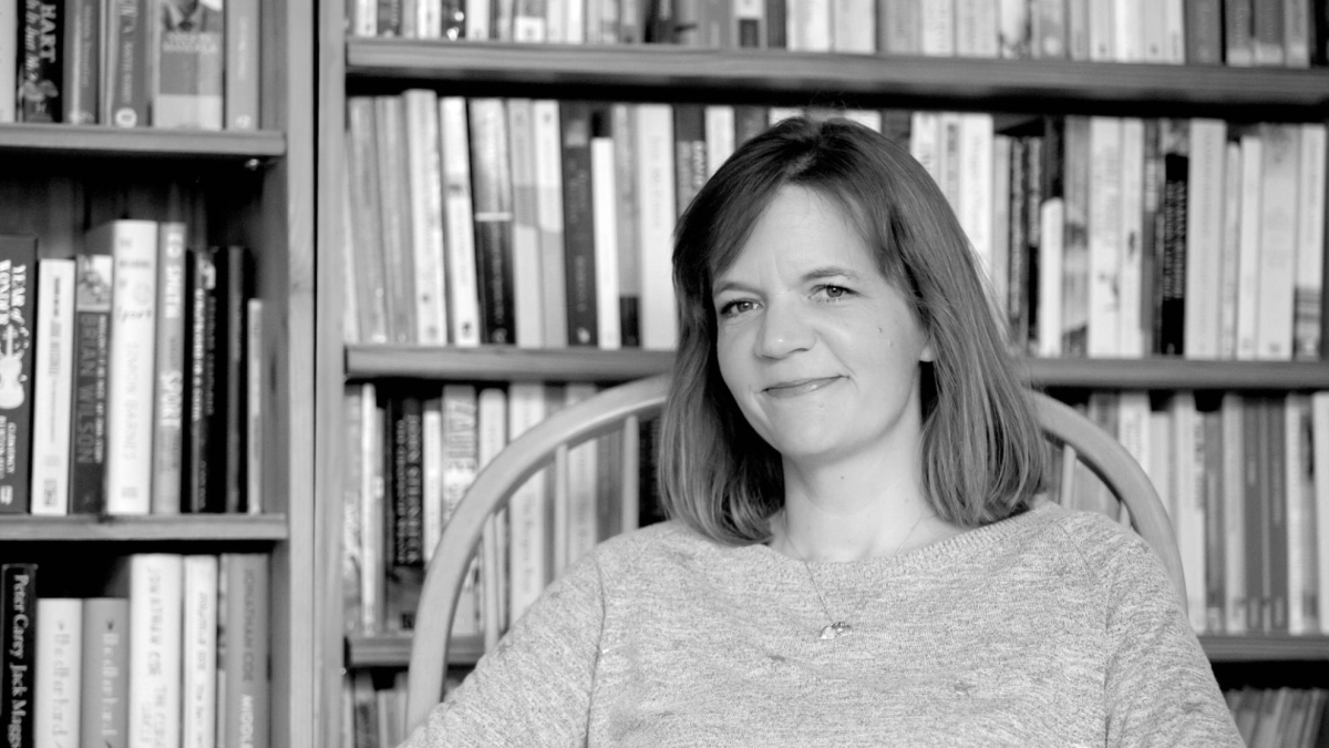 Annie Lyons: "Las personas que más influyen en la historia rara vez son las que tienen la voz más alta"