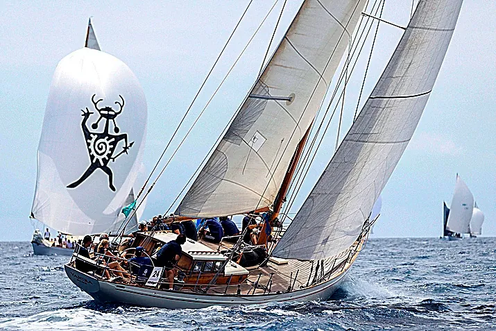 Así es la regata que saca a flote las joyas de la náutica