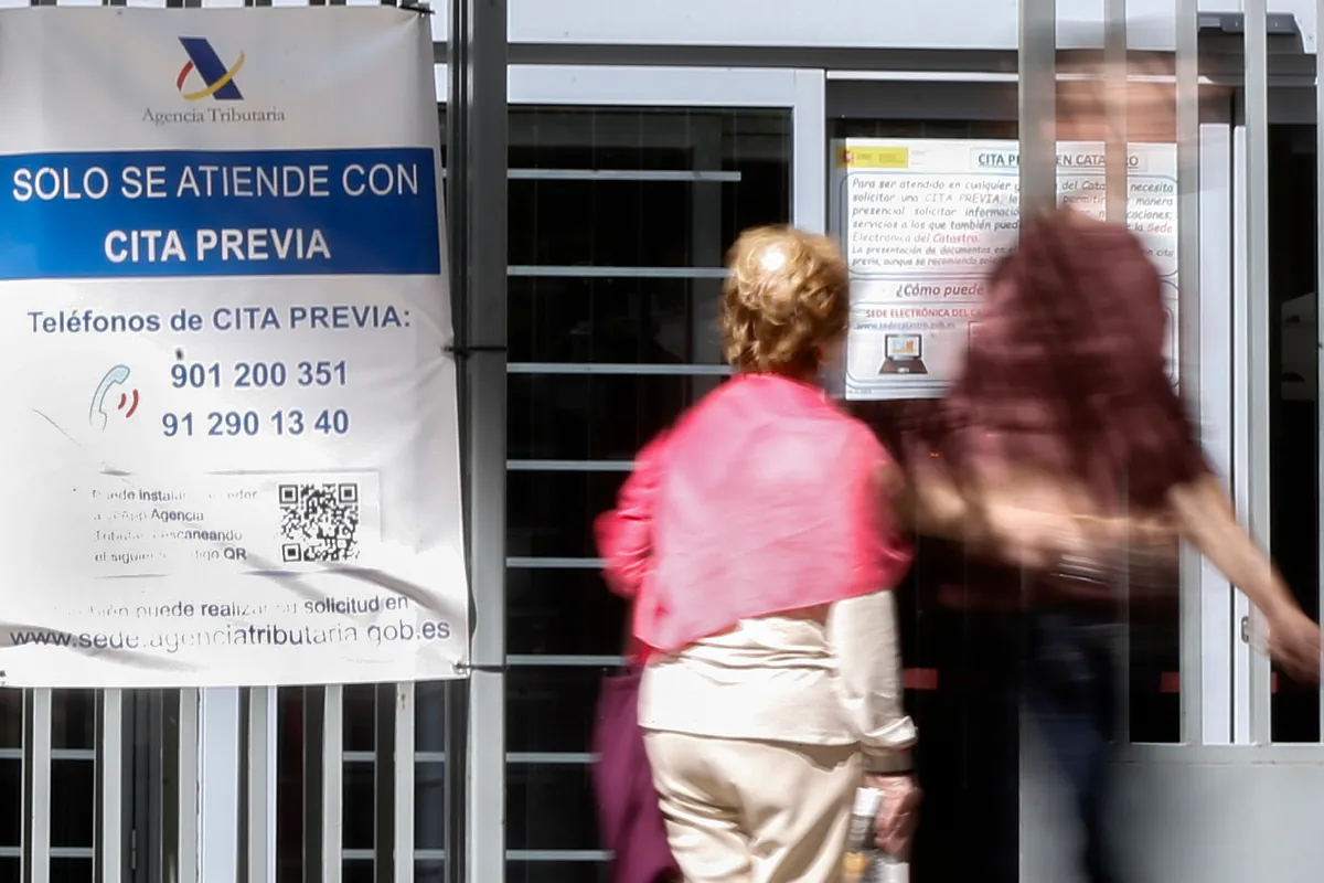 Guía del IRPF para rezagados: Exención por reinversión en la venta de vivienda habitual y beneficios fiscales para mayores de 65 años