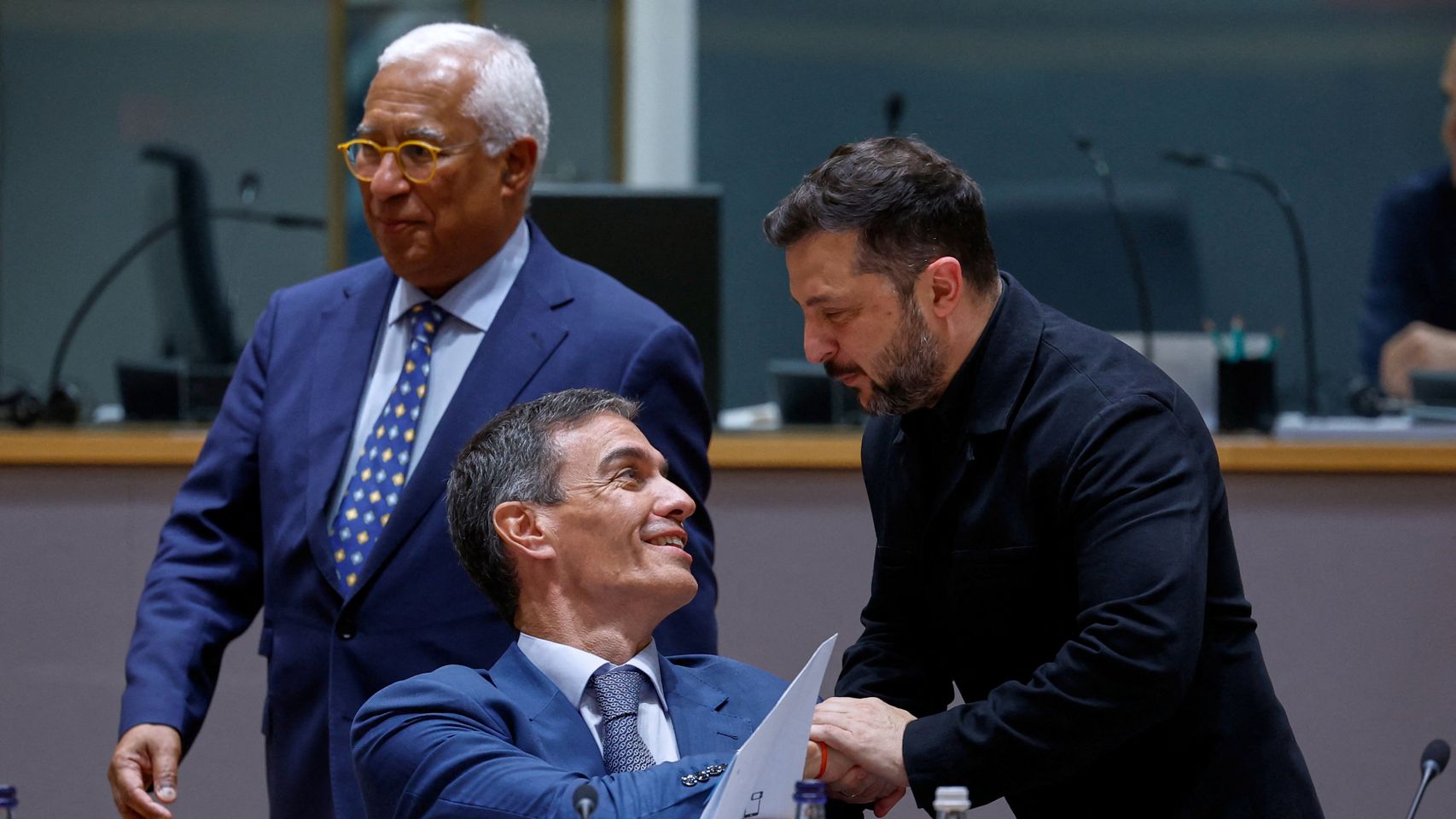 Los líderes de la Unión Europea rebajan las expectativas sobre una rápida adhesión de Ucrania al bloque comunitario