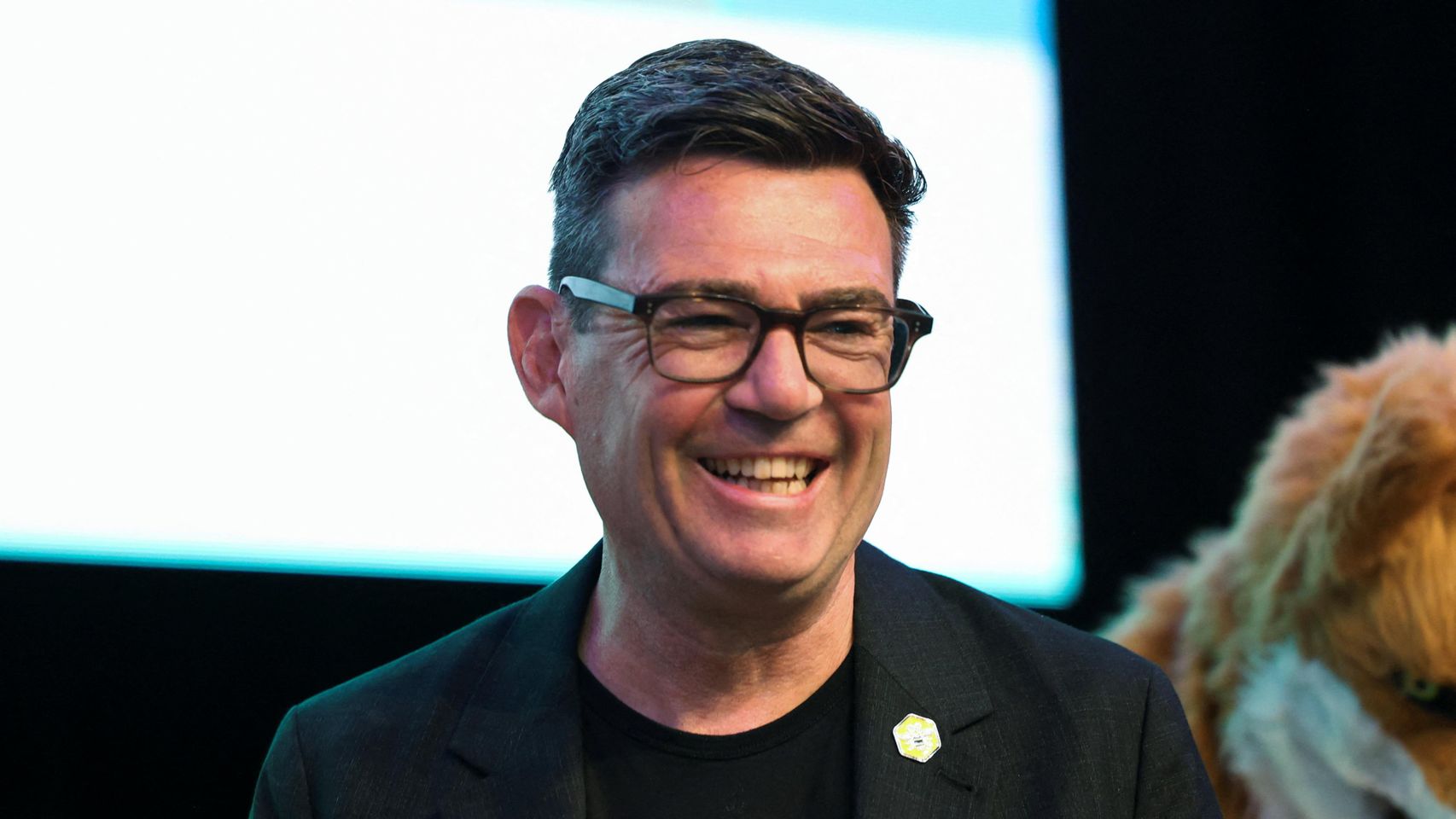 Andy Burnham gana el escaño de Makerfield e inicia el camino para desafiar el liderazgo de Starmer en Reino Unido
