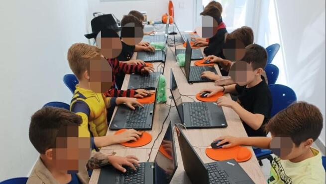 Curso de Tecnología real para mentes curiosas (5 a 14 años) a mitad de precio