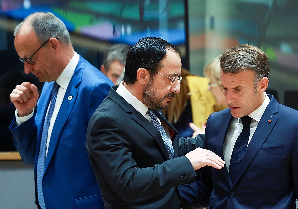 El intento de abrir un diálogo con Putin agrieta la UE