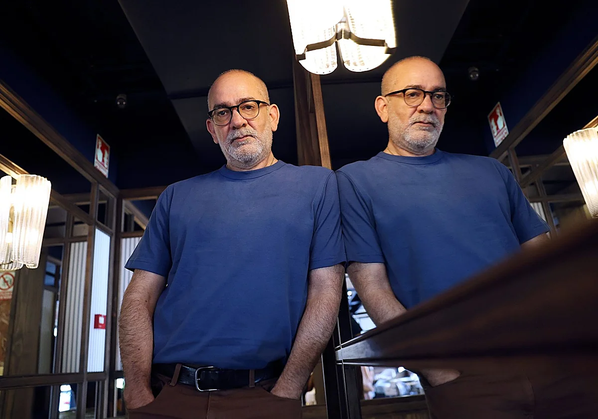 Gustavo Faverón, tras la estela de Vargas Llosa: «Me fascina la idea de pedir a la IA que escriba algo como 'Hamlet'»