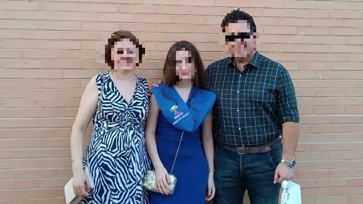 El chófer Félix tenía "depresión", discutió con su mujer, apuñaló a su hija y se ahorcó en Gerena: "Era estricto con la chiquilla"