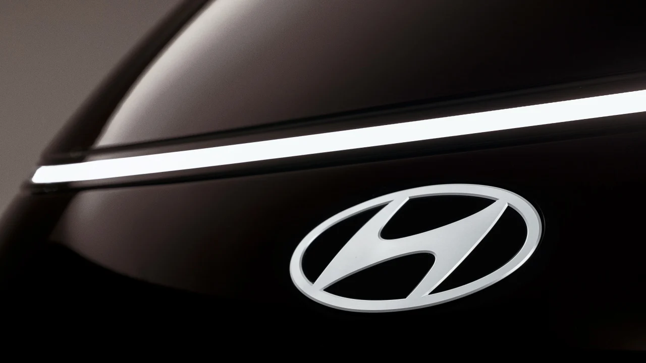 ¿El IONIQ 9 se te queda corto? Hyundai prepara algo todavía más grande, y también con Etiqueta CERO, para Bruselas 2026