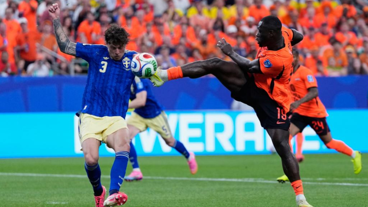 Países Bajos tiene su 'Lukaku': "Es fortísimo"