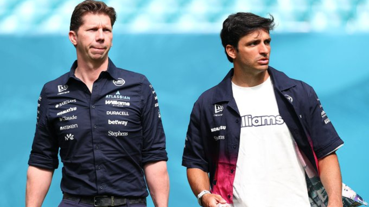 Vowles blinda a Sainz y Albon ante los cantos de sirena: "Si quisieran irse, me lo dirían a la cara"