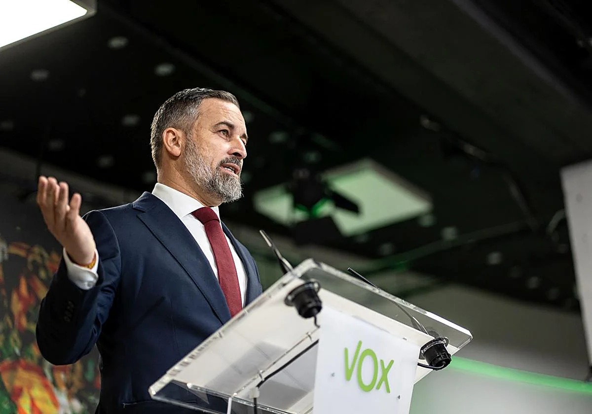 Abascal endurece su posición hacia el PP: «Pactar con el PSOE puede resultar más fácil»