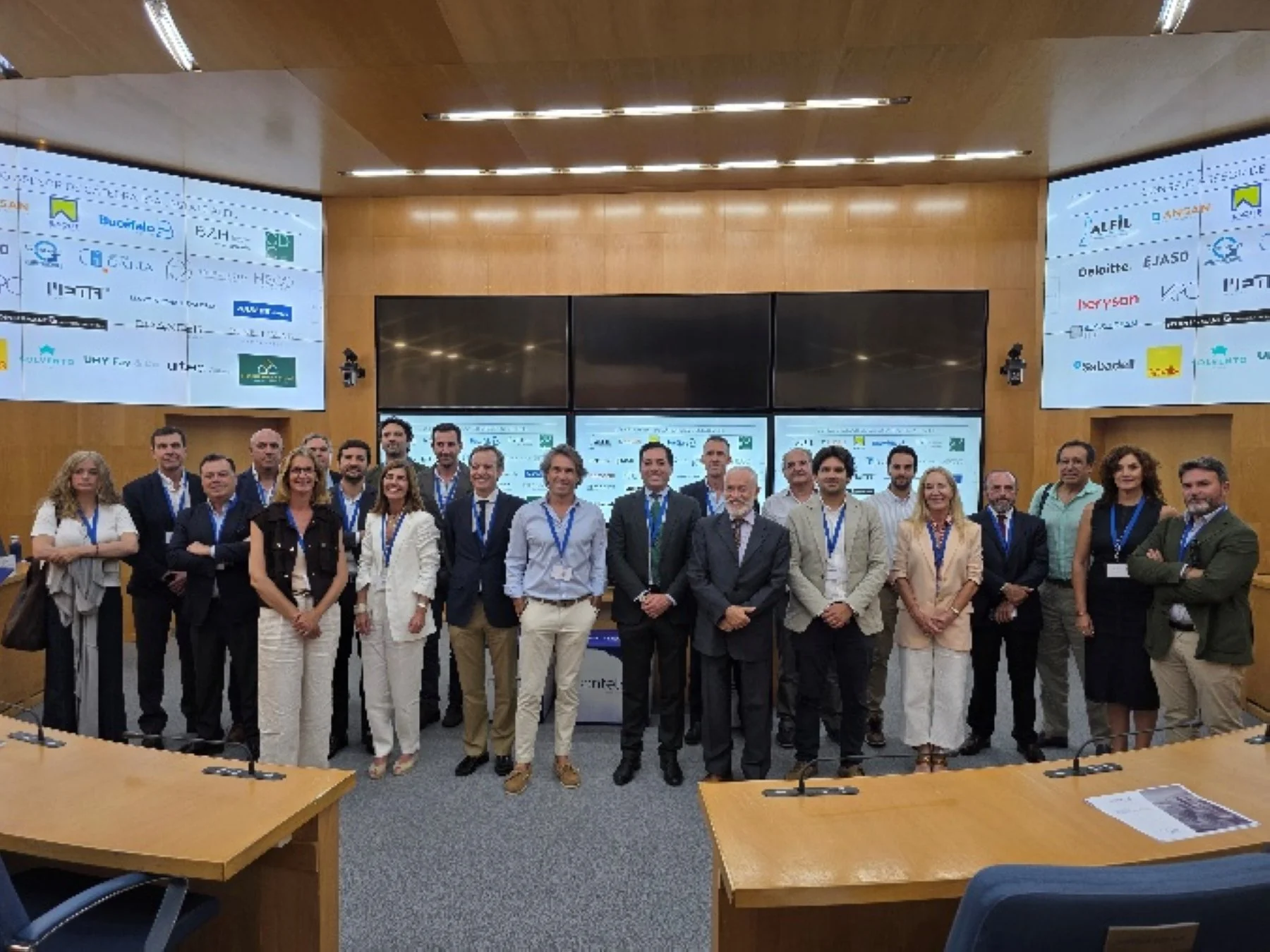 La Cátedra Real Estate Alfil celebra su cierre de temporada