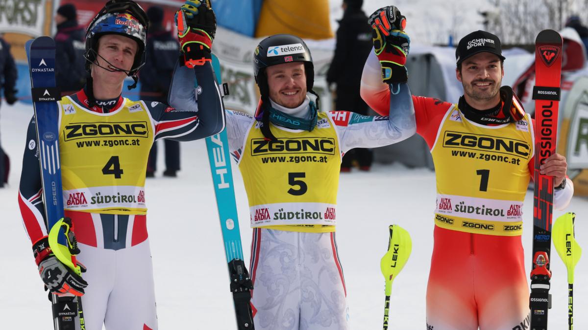 Atle McGrath domina el eslalon de Alta Badia y Noruega saca músculo