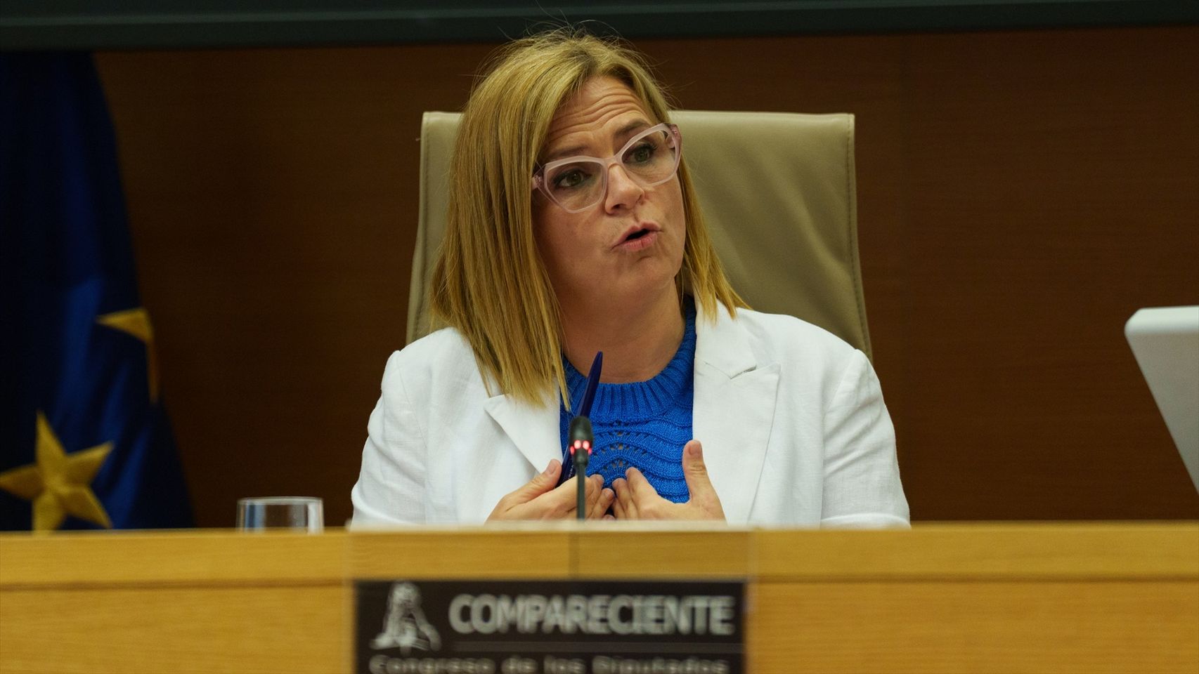 Toda la izquierda cierra filas con Bernabé en el Congreso: alaba su gestión de la dana y evita el ataque el Gobierno