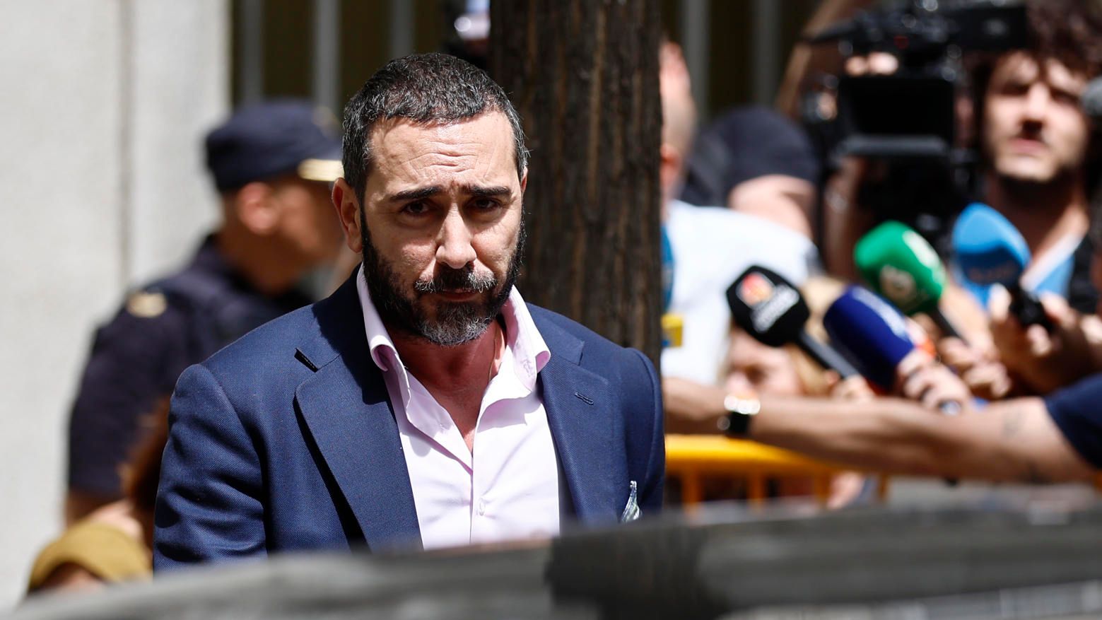 Así recompensa el TS la "plena y continua cooperación" de Aldama: no pisará la cárcel y hará un año de trabajo social