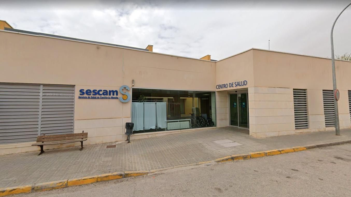 Un hombre apuñala a una mujer de 37 años en plena calle de Las Pedroñeras (Cuenca)
