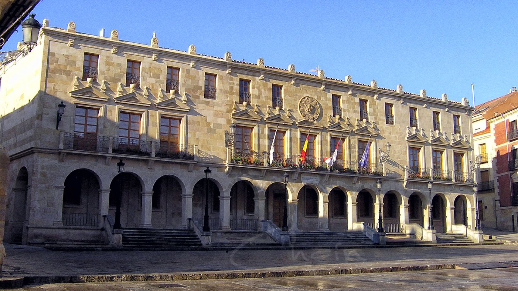 El Ayuntamiento de Soria del PSOE, registrado por orden judicial: estaría relacionado con el área de Comercio