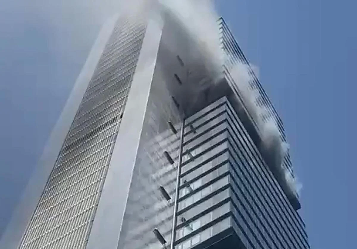 Madrid skyscraper evacuated after fire breaks out on 23rd floor