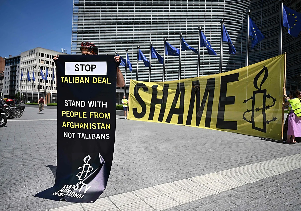 Quince países europeos se reúnen con los talibanes en Bruselas