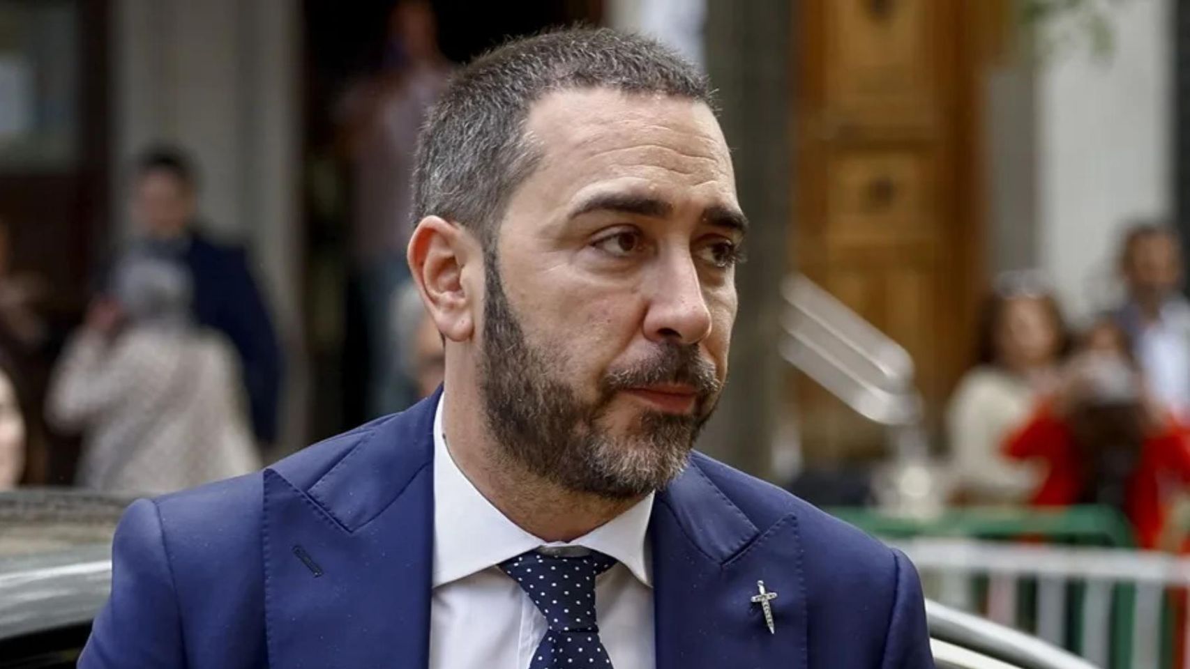 El año de trabajos comunitarios que le espera a Aldama: de dar de comer a indigentes a limpiar grafitis y sin derecho a elegir