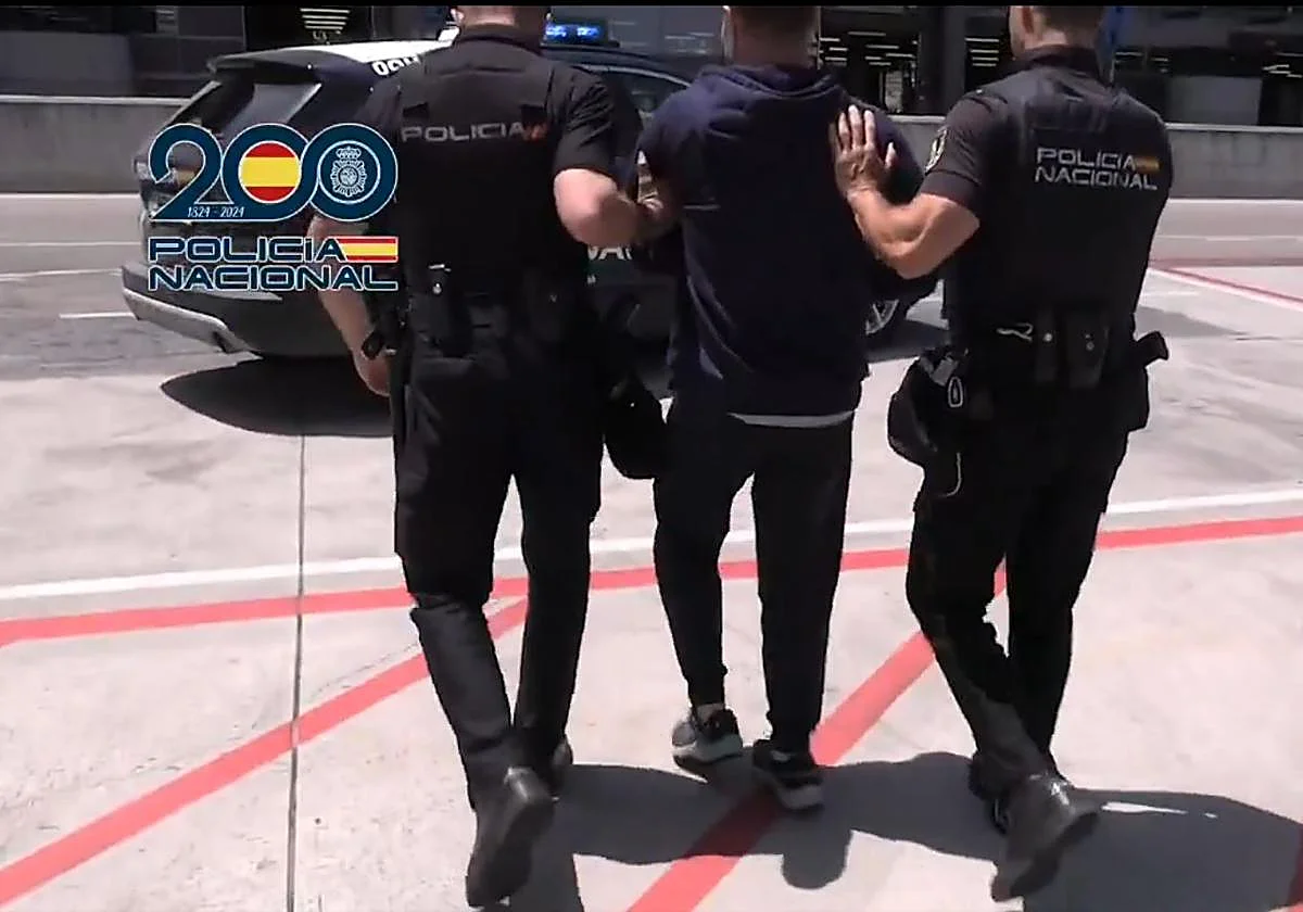 Scottish crime boss Steven Lyons is extradited to Spain