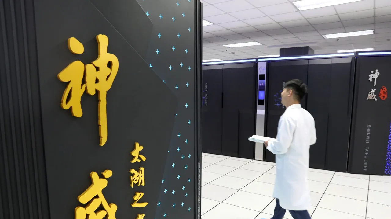 China desafía las restricciones de EE UU y construye la supercomputadora más rápida del mundo