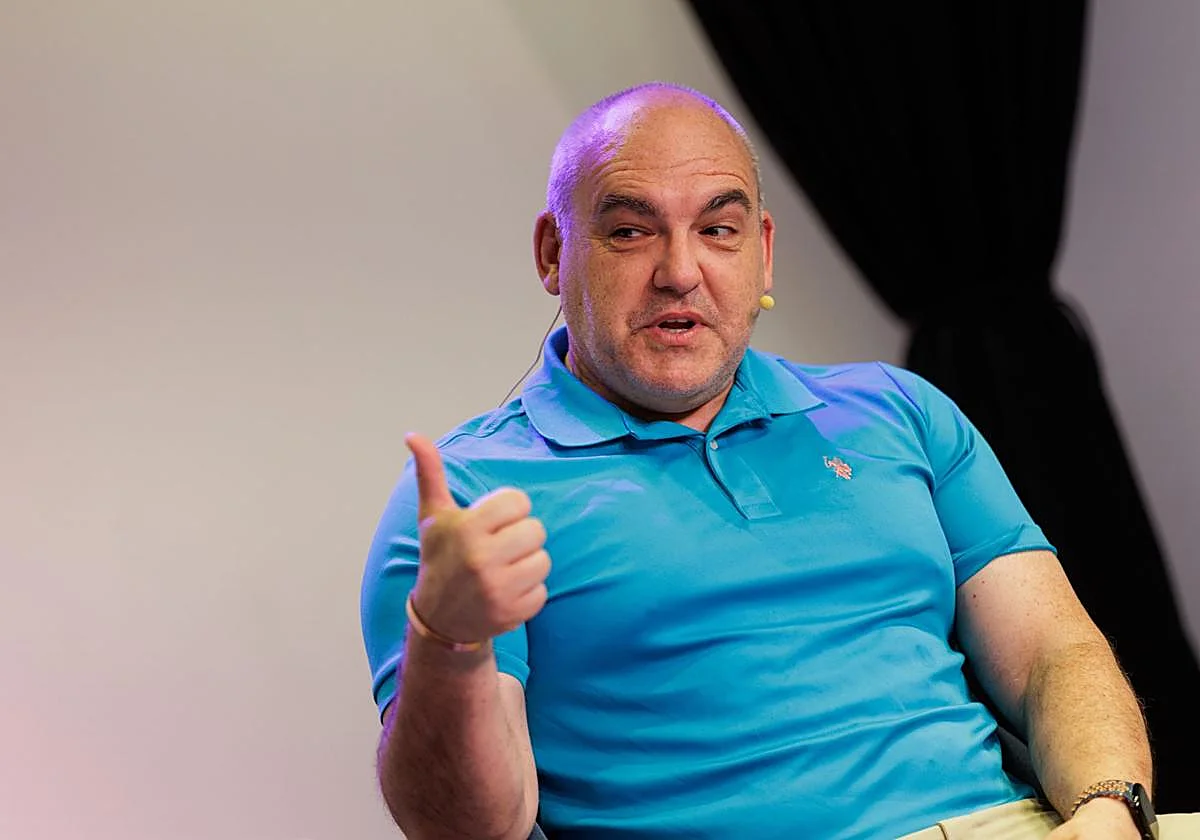 Carlos García-Galán: «Después de Artemis II me imagino la Luna más inhóspita»
