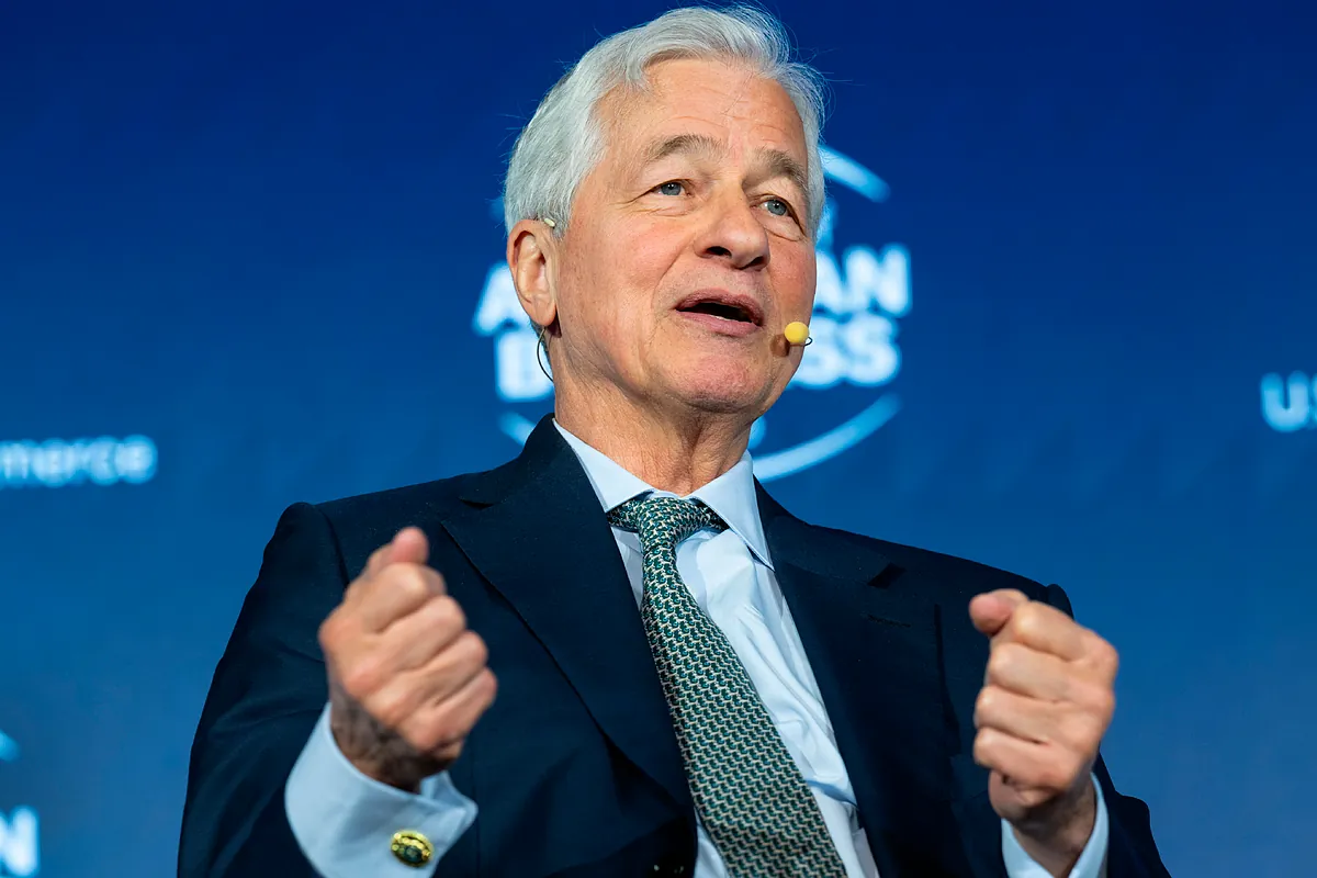 JPMorgan lanza una recompra de acciones masiva y sube dividendos tras los test de estrés de la Fed