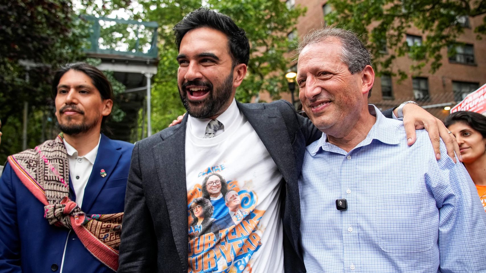 El Partido Demócrata se rinde a Mamdani, el alcalde socialista y musulmán de Nueva York: sus candidatos ganan las primarias