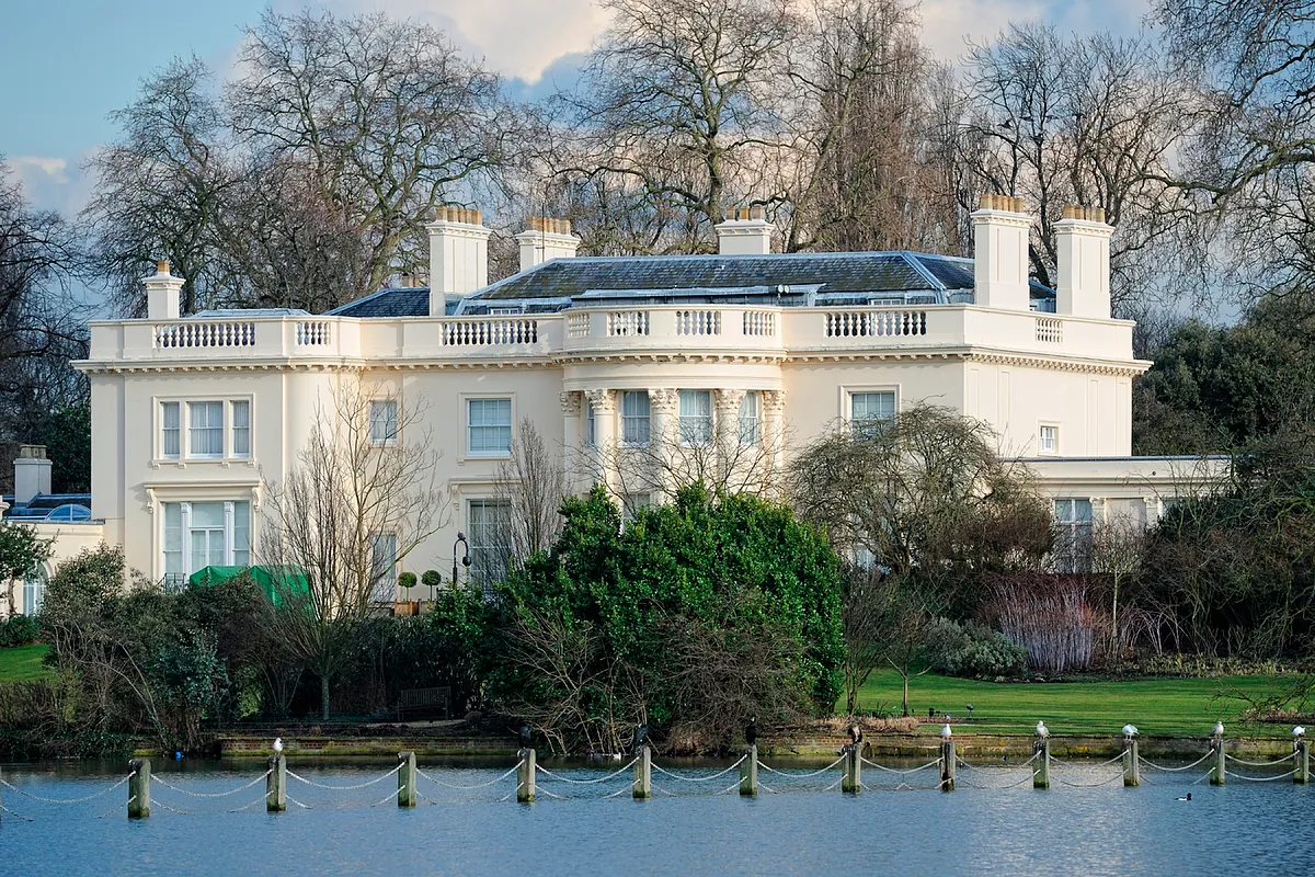 El hijo de un magnate emiratí compra una mansión en Londres por 190 millones de libras