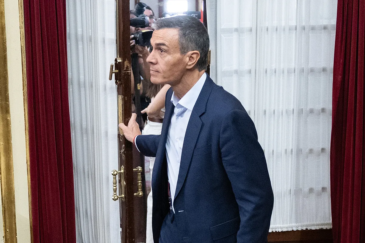 Cómo no va a continuar Sánchez