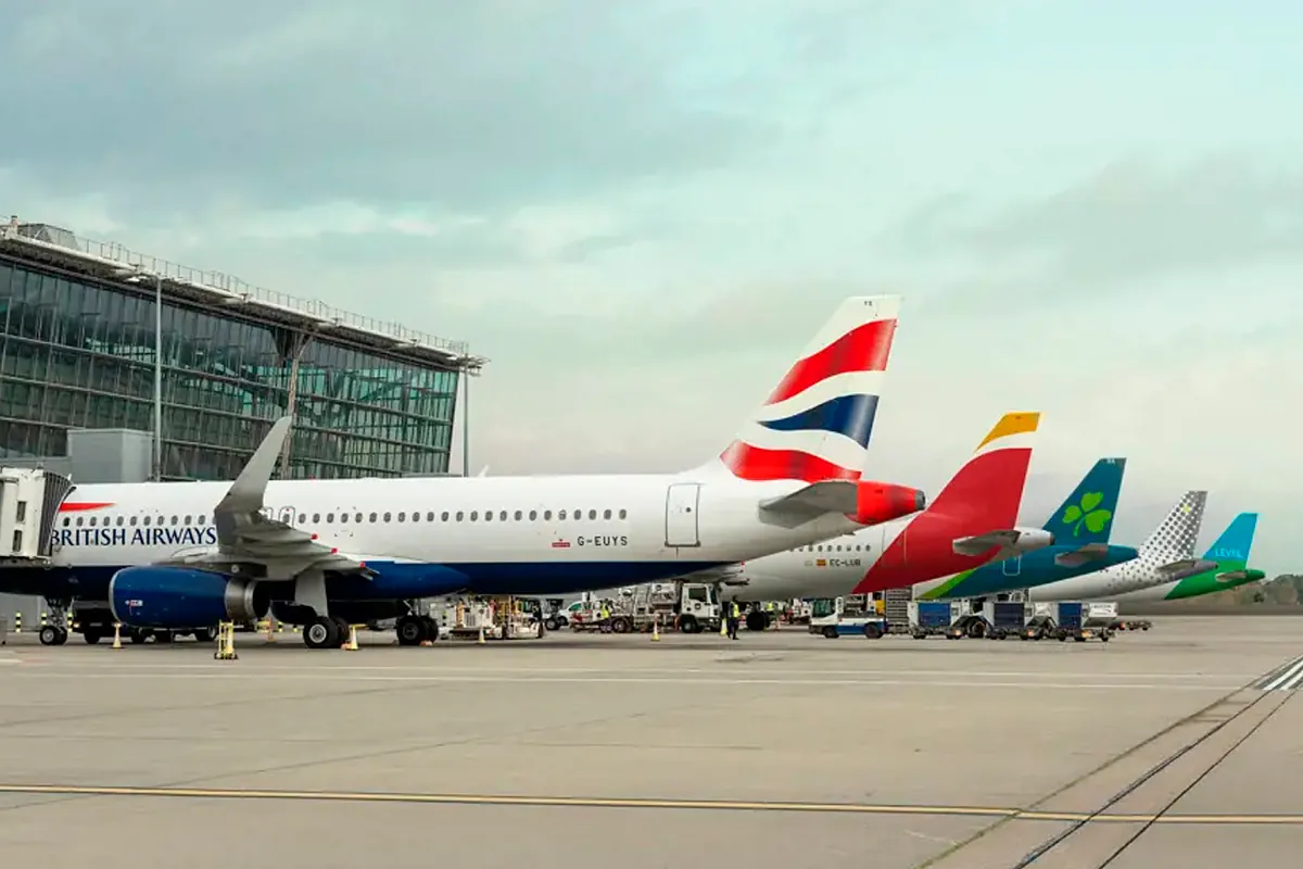 IAG toca máximos en Bolsa con el viento de cola y aún tiene potencial