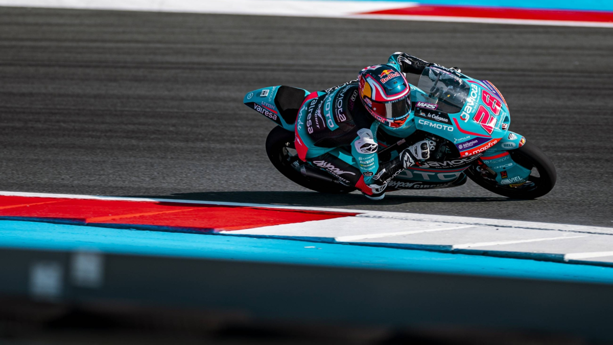 El líder Quiles logra la pole de Moto3 al cambiar de estrategia