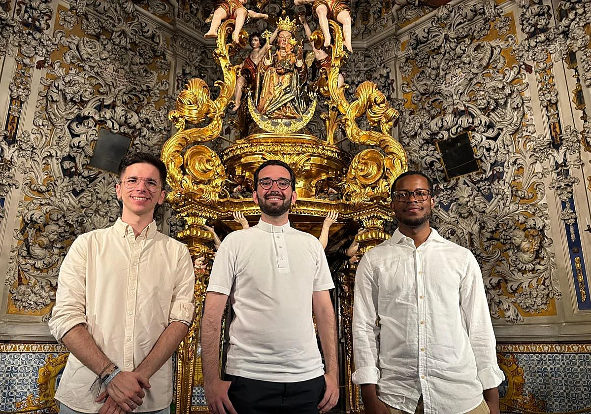 El obispo ordena sus primeros sacerdotes y diáconos en la Iglesia de Málaga