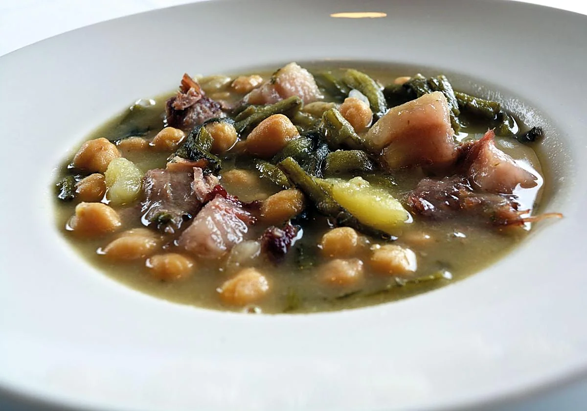 Tapas con nombre de mujer para contar la cocina tradicional de Casabermeja