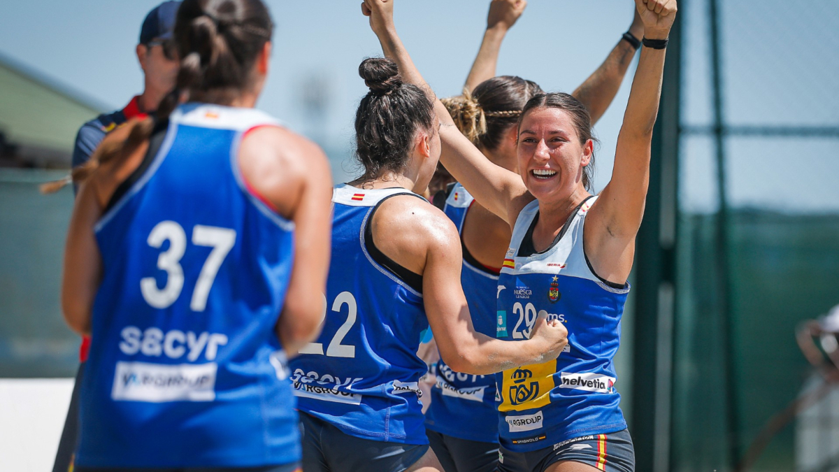 Las 'Guerreras de la Arena' conquistan el bronce en el Mundial