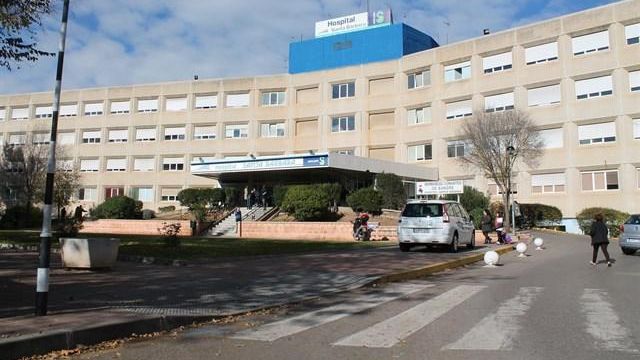 Cuatro heridos, uno de ellos grave, por una salida de vía de un turismo en una carretera de Ciudad Real