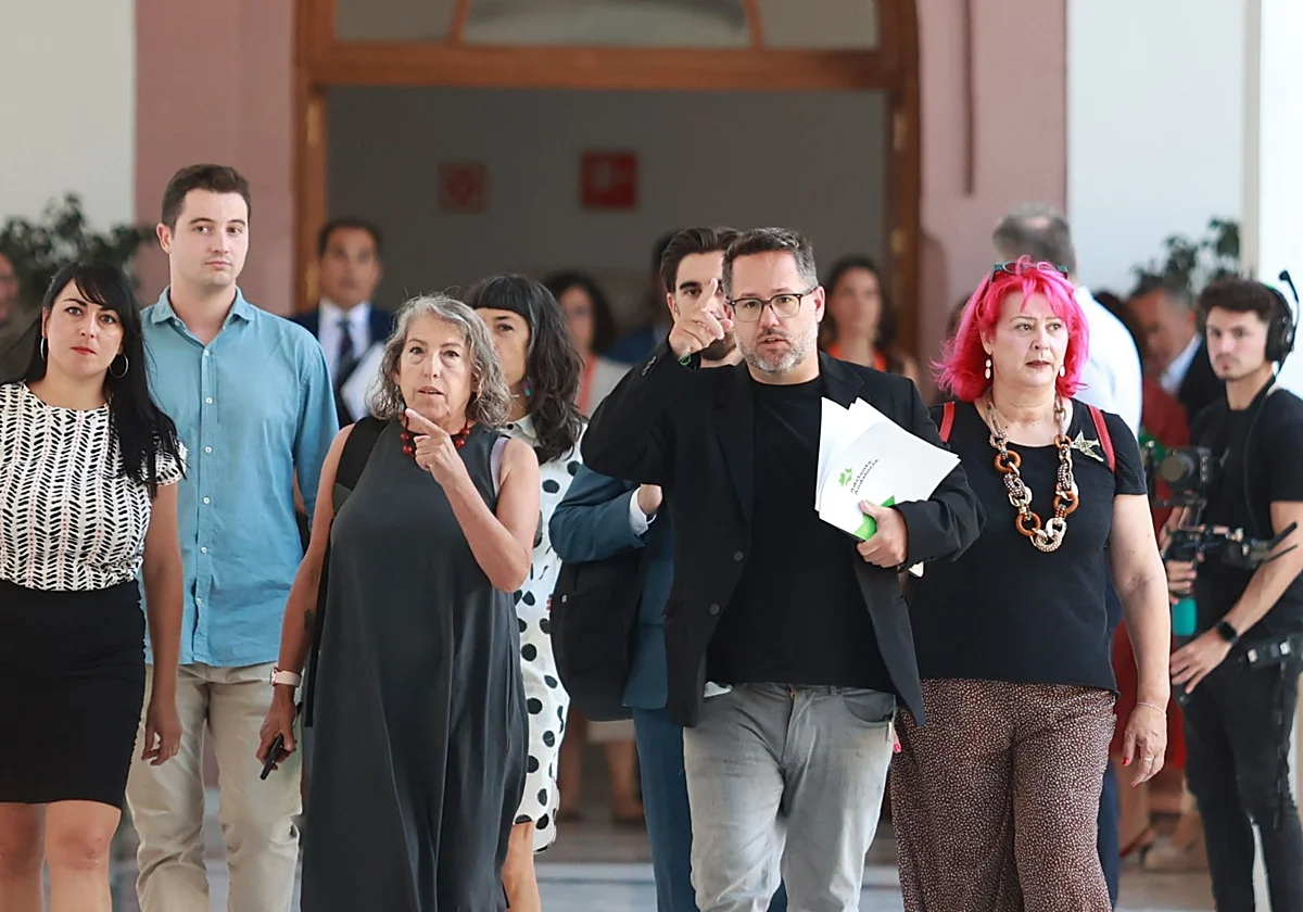 Adelante reprocha a Moreno que no entre a fondo en los asuntos «vetados» por Vox