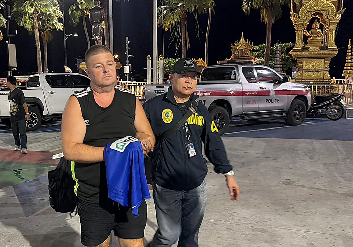 Detenido un australiano en Tailandia tras encontrar el cadáver de una niña en una maleta