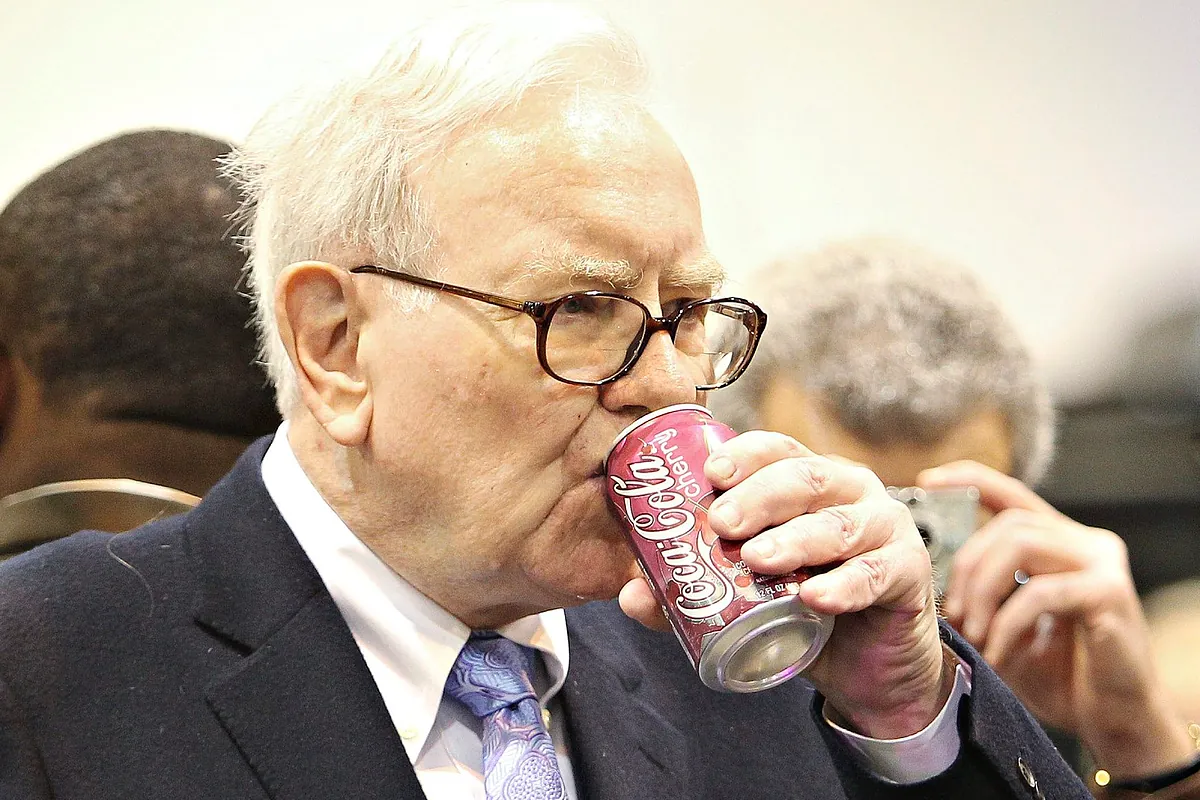 Qué hacer cuando cae la Bolsa: los 5 consejos de Warren Buffet