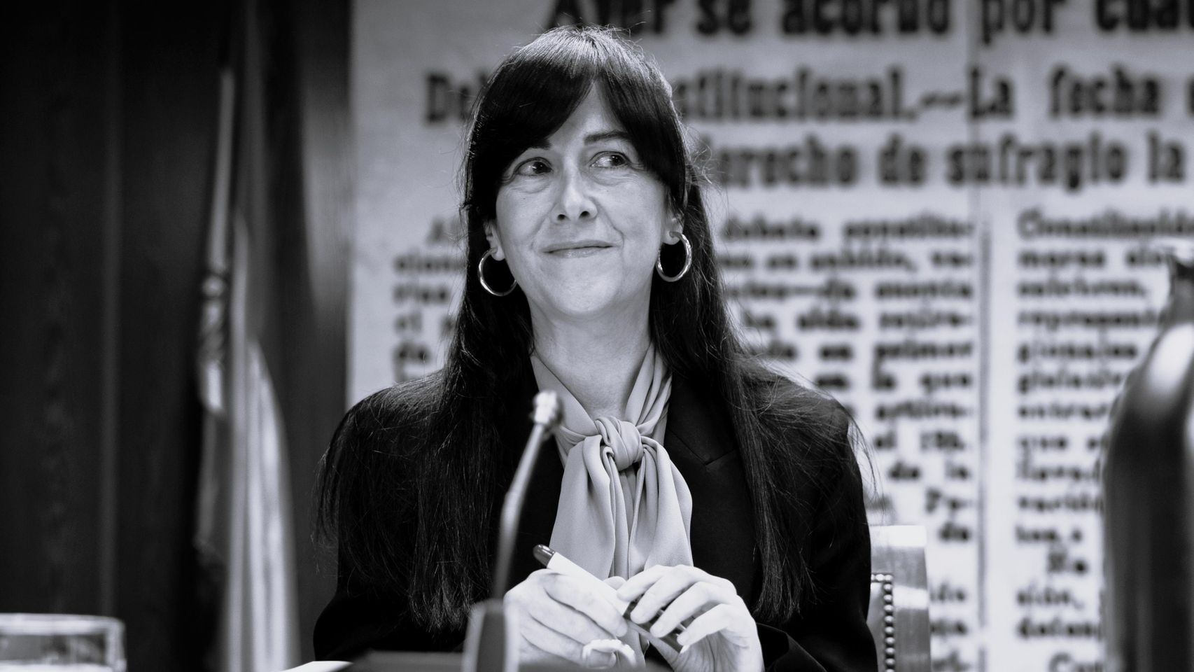 Quien maneja 30.000 millones de dinero público en empresas cotizadas no puede estar ni un día bajo sospecha