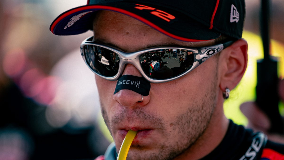 El jefe de Aprilia: "Bezzecchi necesita desconectar"