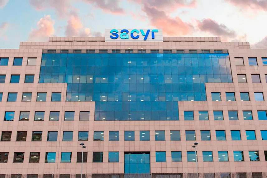 Goldman y los fondos elevan su apuesta en Bolsa por Sacyr