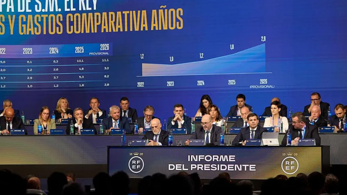 Louzán: "Trabajaremos para que la final del Mundial 2030 se celebre en España"