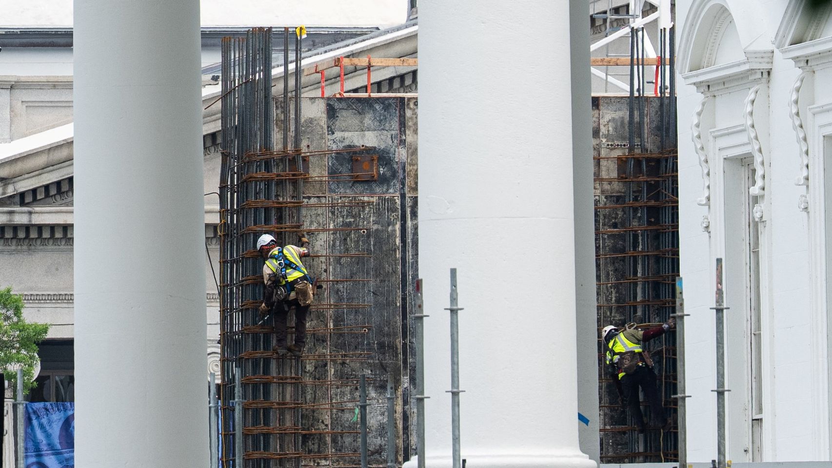 La Casa Blanca otorgó 500 millones de dólares con un contrato 'a dedo' para construir el Salón de Baile de Trump