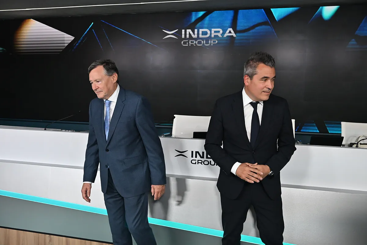 Simón y Recasens centran la nueva estrategia de Indra en la colaboración industrial y en agilizar las entregas