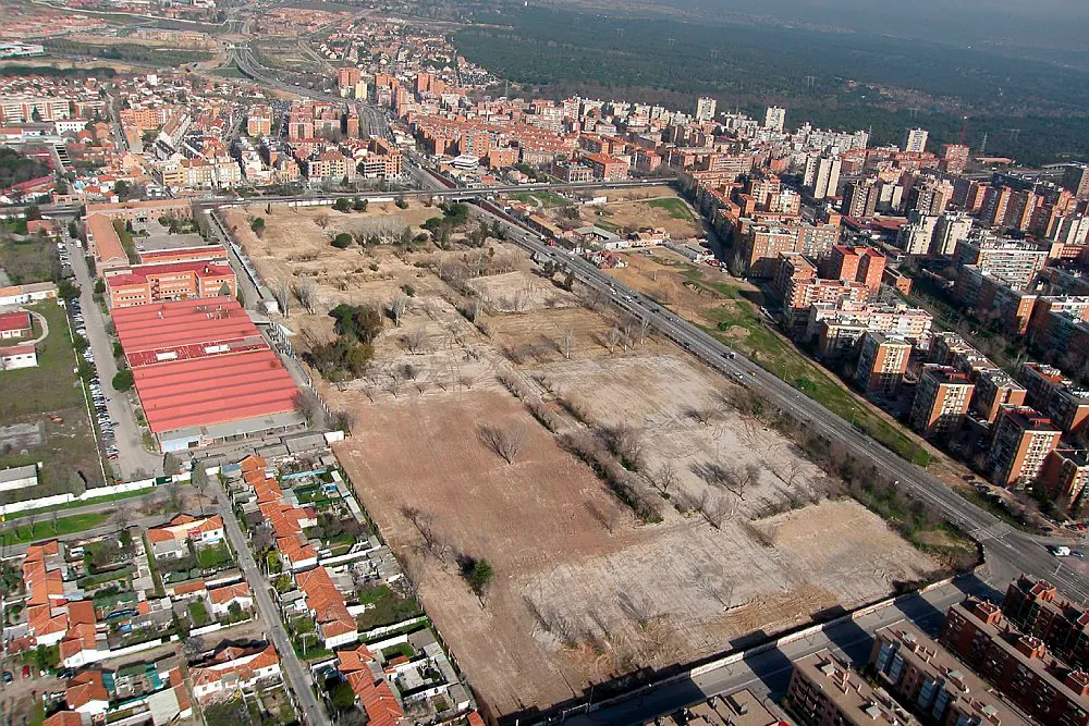 Madrid anuncia "el desbloqueo" definitivo de la Operación Campamento para construir 10.000 viviendas