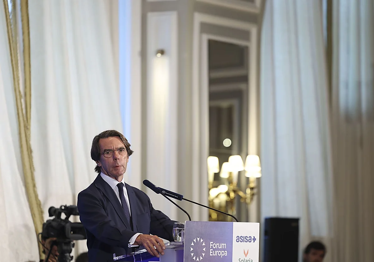 Aznar reclama una «mayoría nacional» para «derribar» a Sánchez en las próximas elecciones