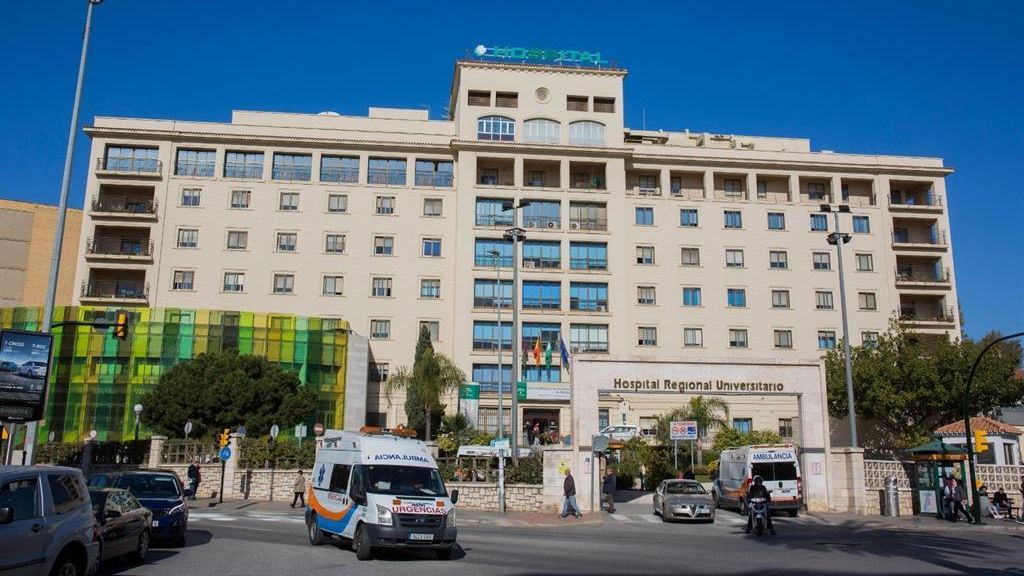 Escalada de agresiones a médicos en Málaga: registran tres casos en menos de una semana en el Hospital Regional